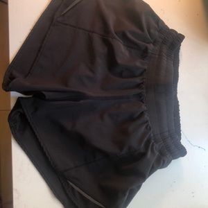 lulu lemon hottie hot shorts